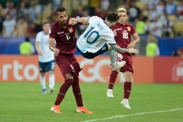 Argentína vyzve domácu Brazíliu, v semifinále Copa América aj Čile